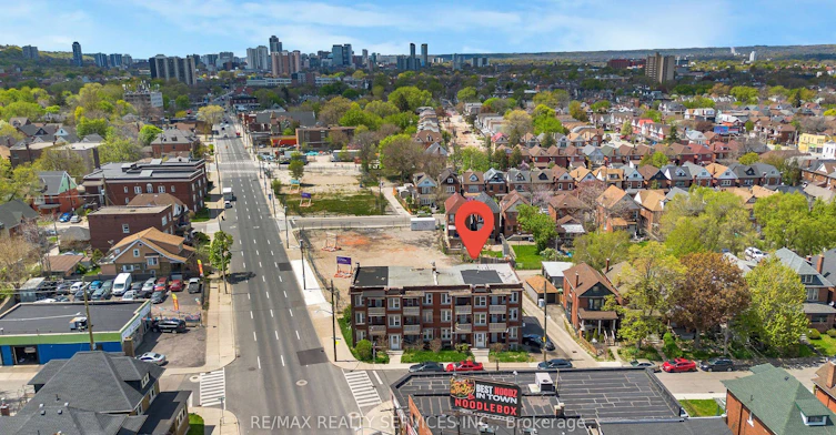 8-5 Fairholt Road N, Hamilton, ON, L8M 2S9 - 23