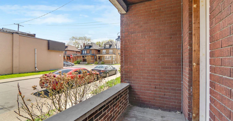 8-5 Fairholt Road N, Hamilton, ON, L8M 2S9 - 18