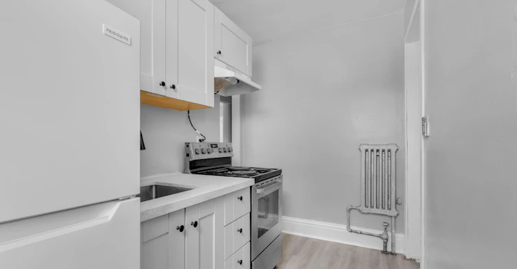 8-5 Fairholt Road N, Hamilton, ON, L8M 2S9 - 11