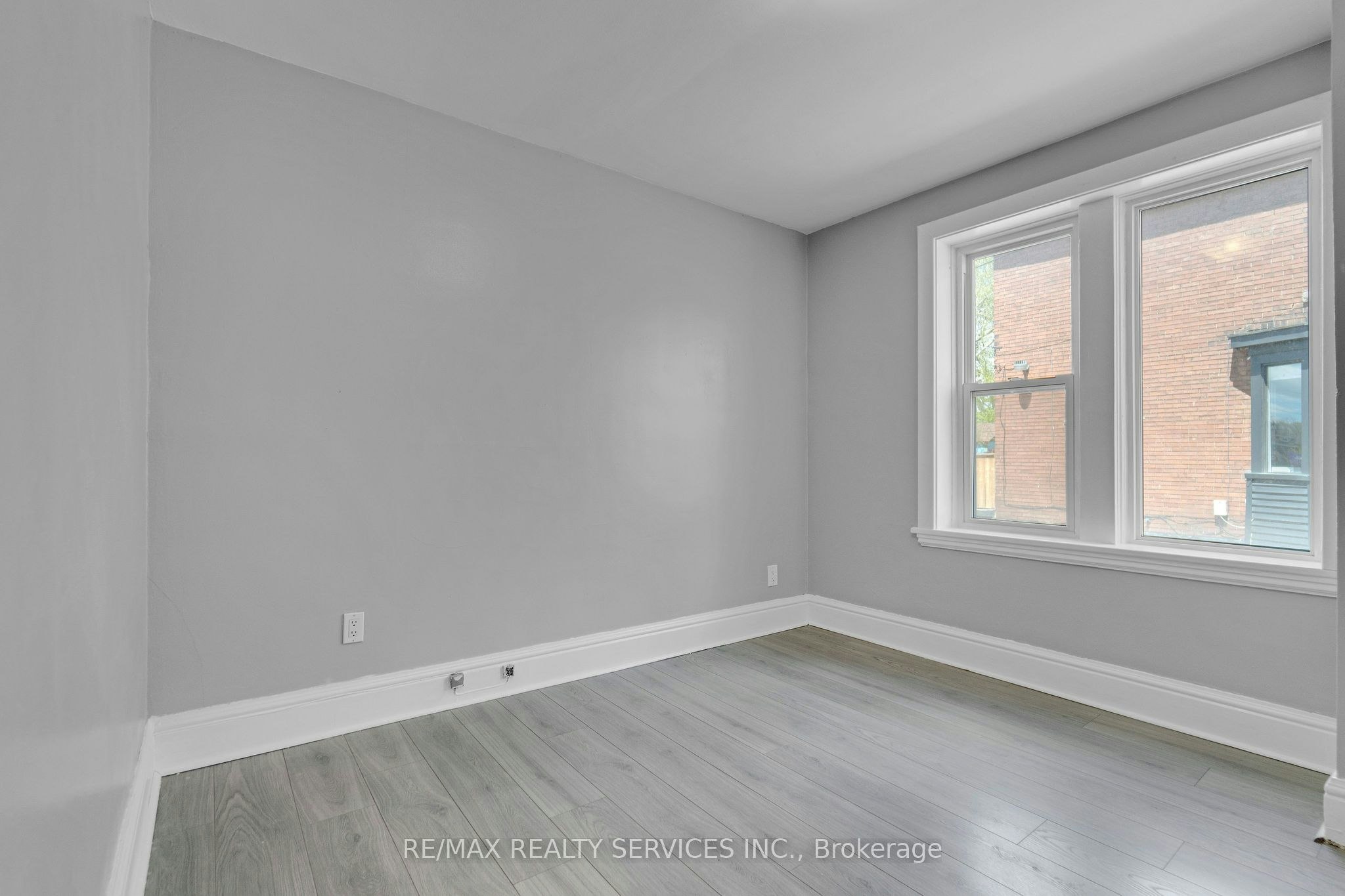 8-5 Fairholt Road N, Hamilton, ON, L8M 2S9 - 13