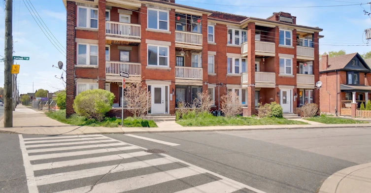 8-5 Fairholt Road N, Hamilton, ON, L8M 2S9 - 20