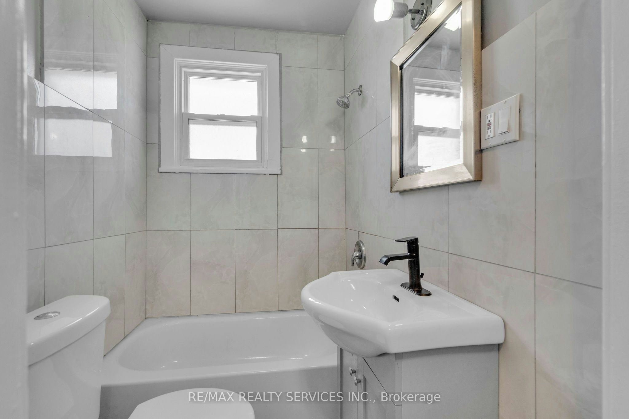 8-5 Fairholt Road N, Hamilton, ON, L8M 2S9 - 15