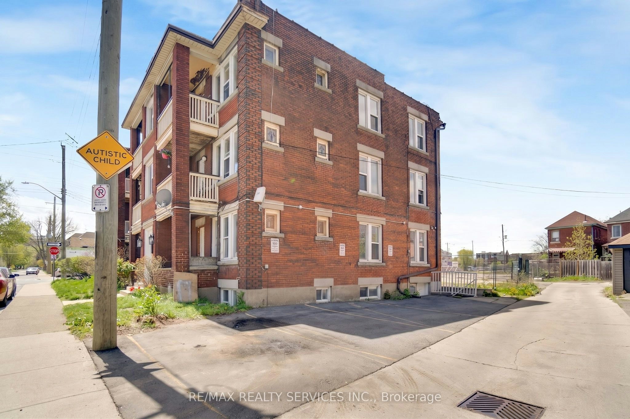 8-5 Fairholt Road N, Hamilton, ON, L8M 2S9 - 22
