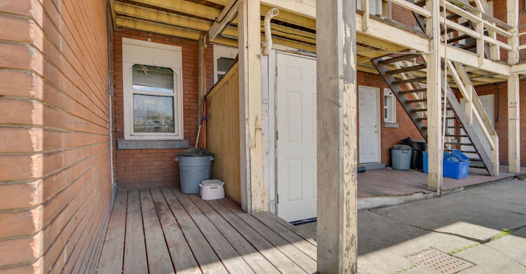 8-5 Fairholt Road N, Hamilton, ON, L8M 2S9 - 16