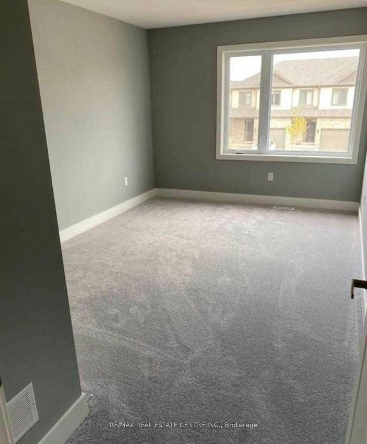 734 Chelton Road, London, ON, N6M 0H8 - 12