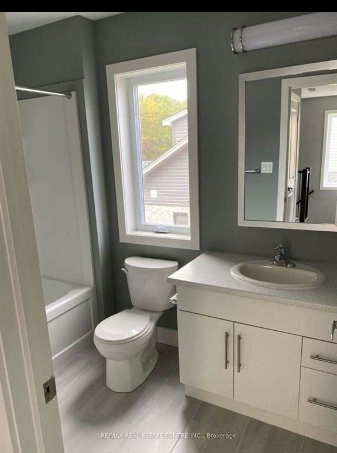 734 Chelton Road, London, ON, N6M 0H8 - 11