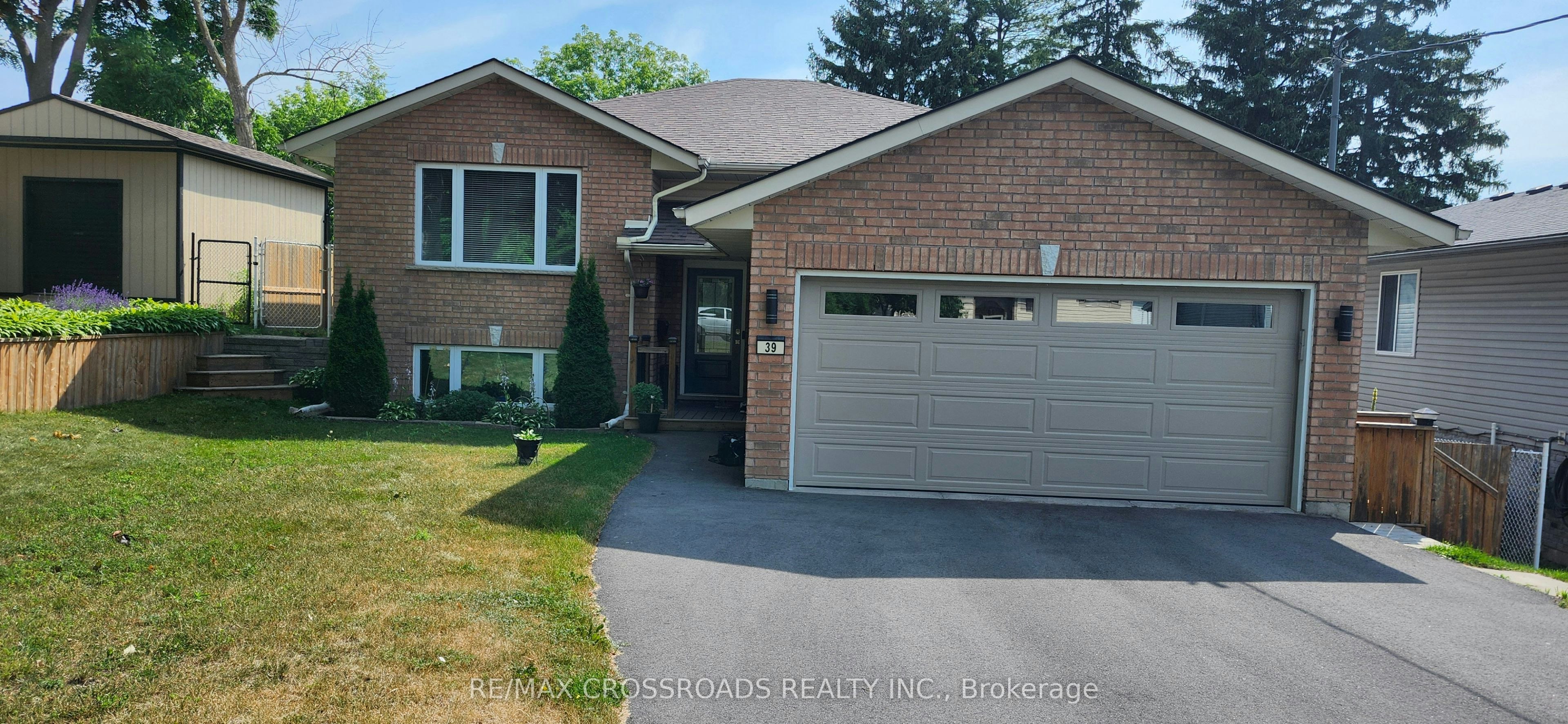 Main Floor-39 Reid Street, Quinte West, ON, K8V 5V8
