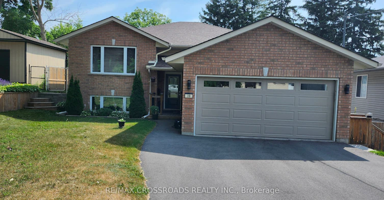 Main Floor-39 Reid Street, Quinte West, ON, K8V 5V8