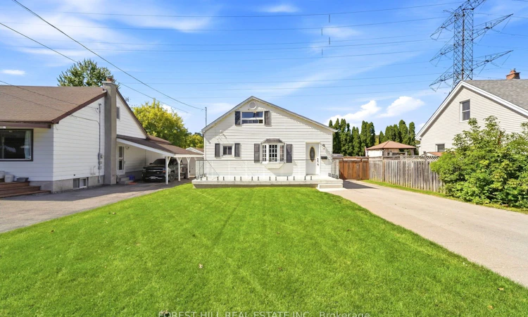 662 Cochrane Road