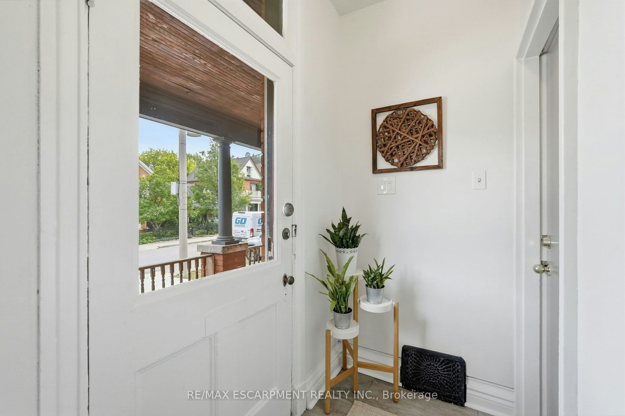 166 Emerald Street S - 4