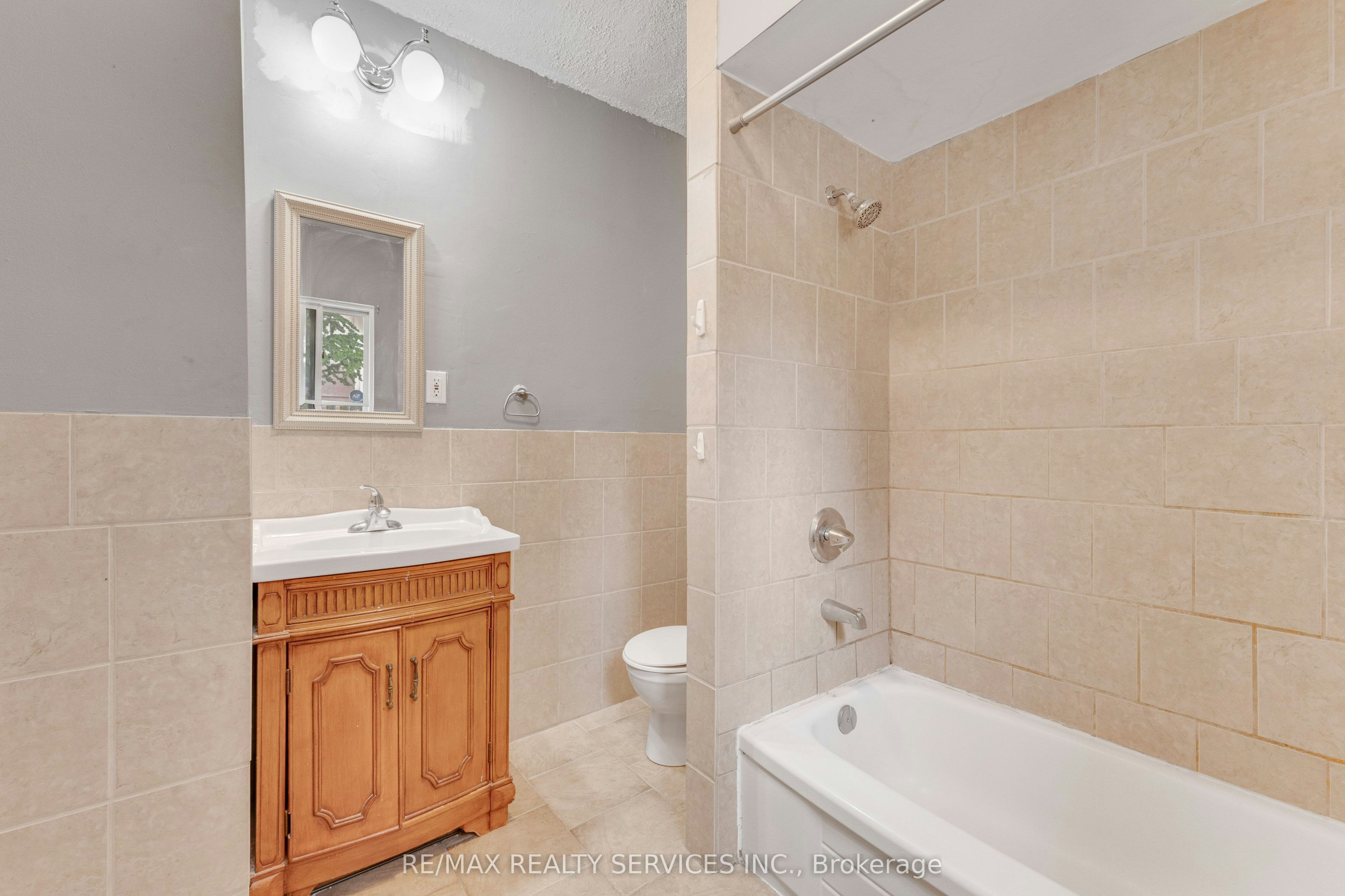 104 Hess Street S, Hamilton, ON, L8P 3N5 - 22