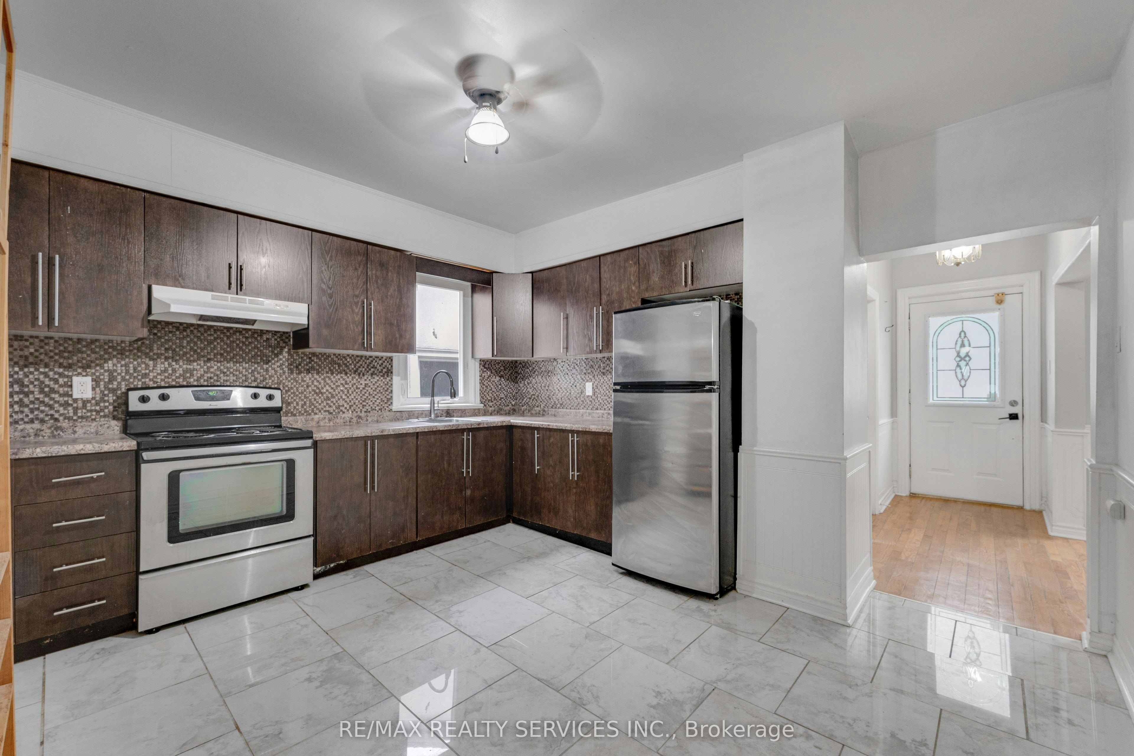 104 Hess Street S, Hamilton, ON, L8P 3N5 - 12