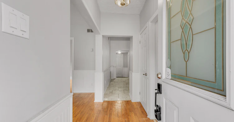 104 Hess Street S, Hamilton, ON, L8P 3N5 - 3