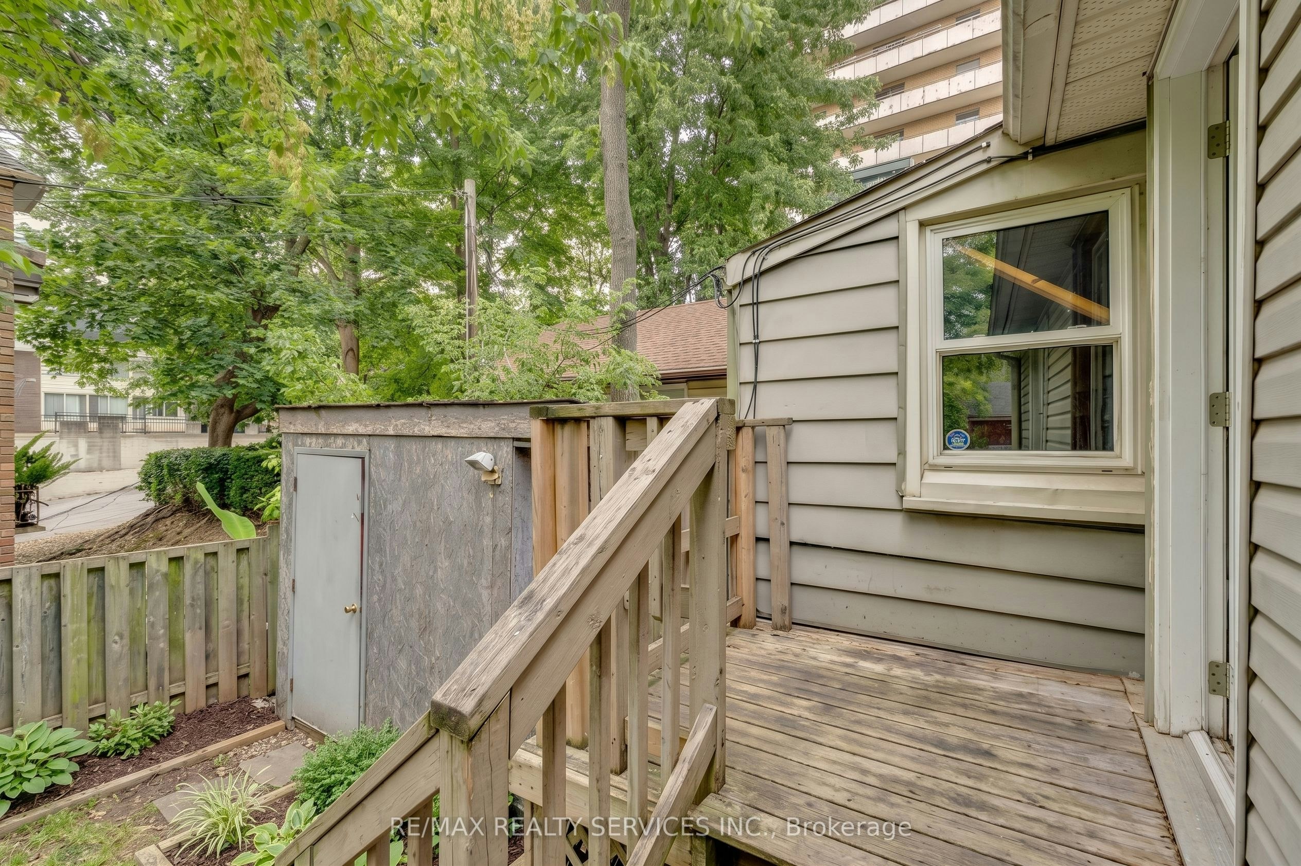 104 Hess Street S, Hamilton, ON, L8P 3N5 - 24