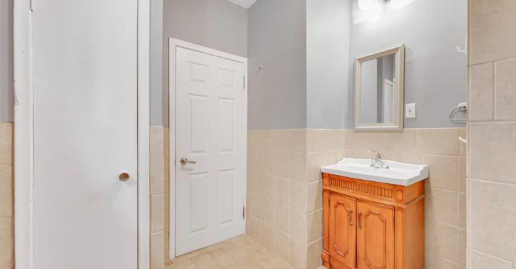 104 Hess Street S, Hamilton, ON, L8P 3N5 - 23