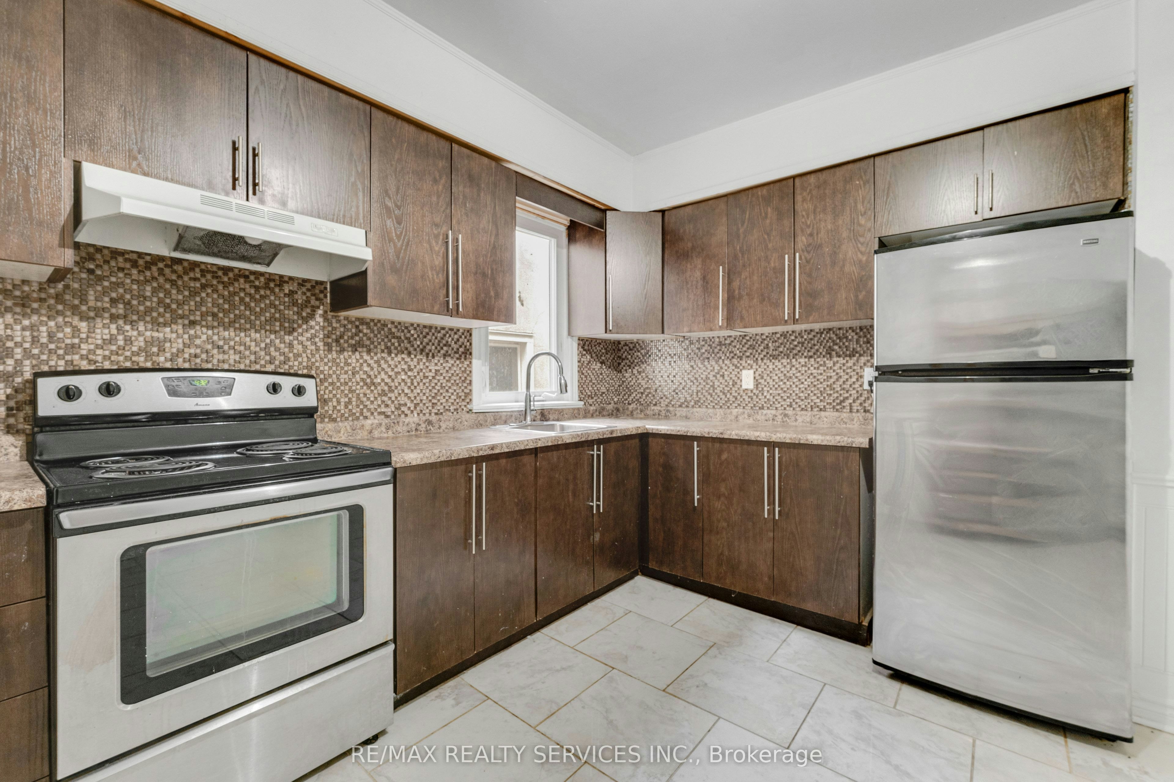 104 Hess Street S, Hamilton, ON, L8P 3N5 - 14