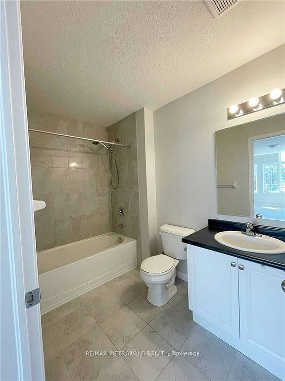 668 Blair Creek Drive, Kitchener, ON, N2P 0E7 - 9