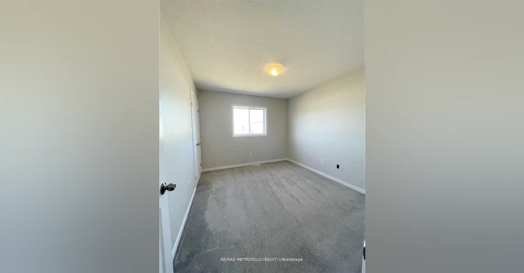 668 Blair Creek Drive, Kitchener, ON, N2P 0E7 - 11