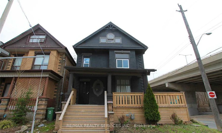 2 Webber Avenue