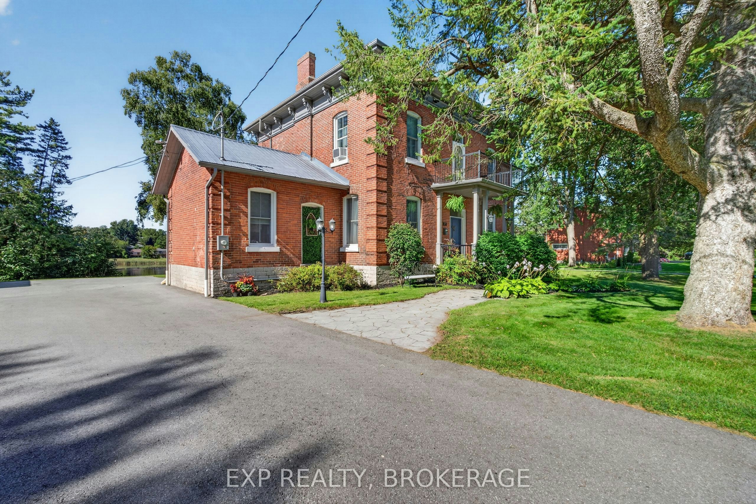 109 River Road, Greater Napanee, ON, K7R 3H3