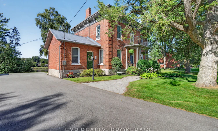 109 River Road