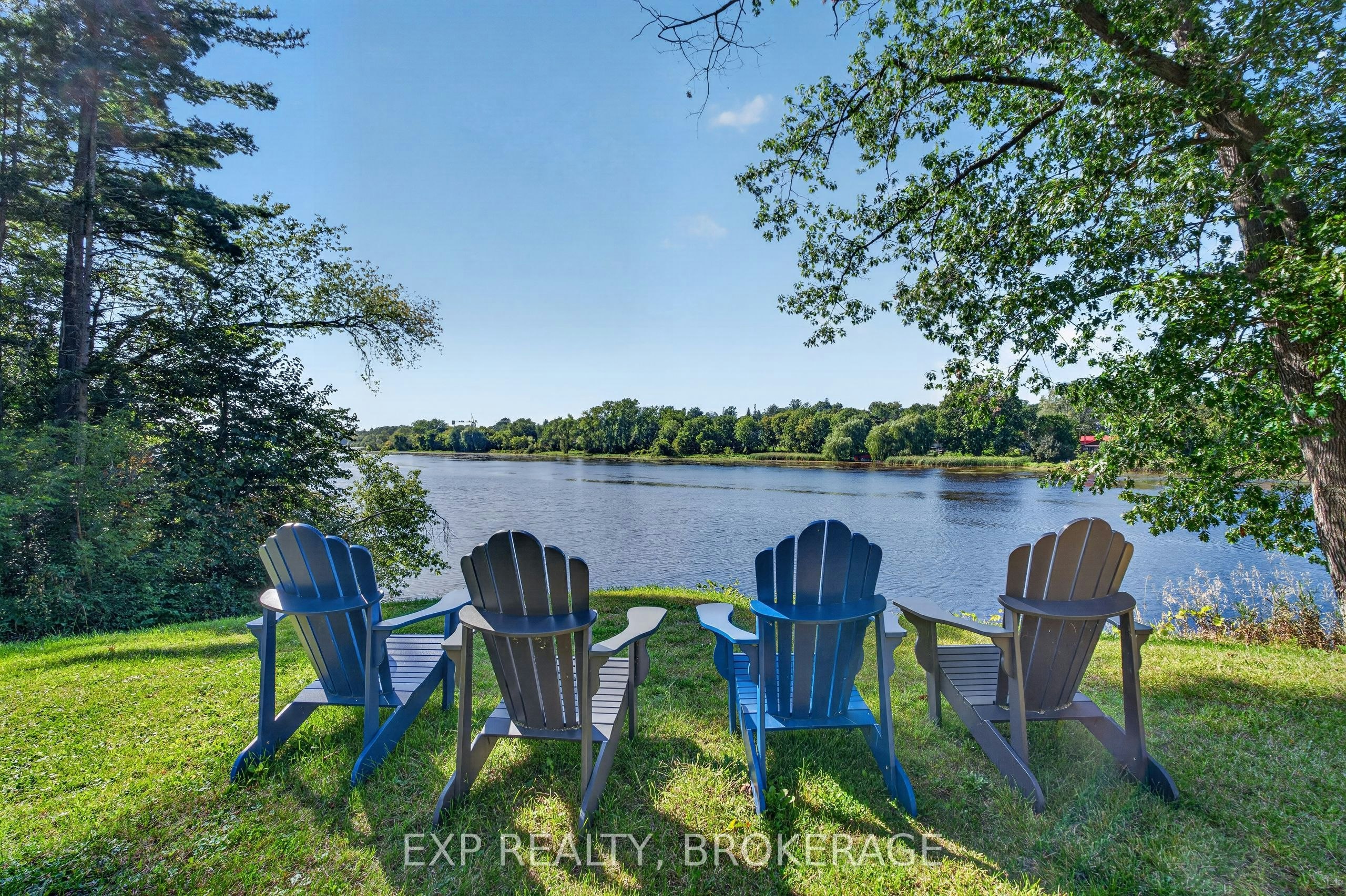 109 River Road, Greater Napanee, ON, K7R 3H3