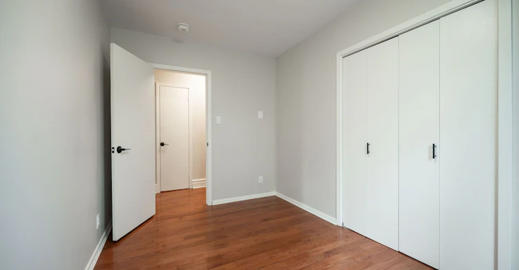 16 Eleanor (Upper Level) Court, Guelph, ON, N1E 1S8 - 32
