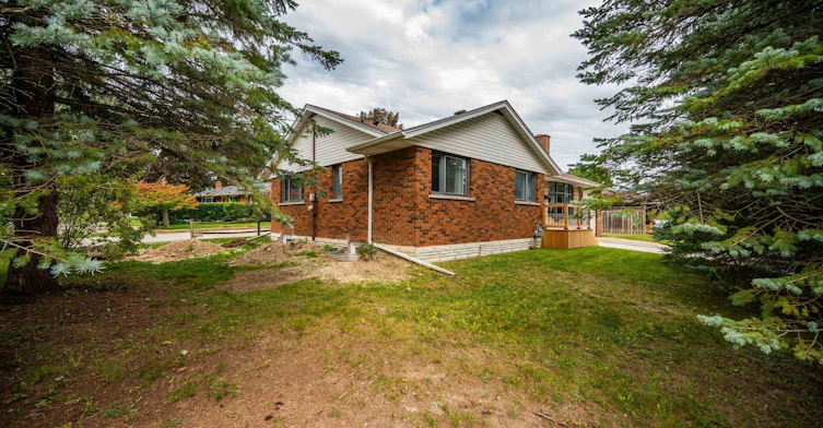 16 Eleanor (Upper Level) Court, Guelph, ON, N1E 1S8 - 4