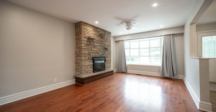 16 Eleanor (Upper Level) Court, Guelph, ON, N1E 1S8 - 11