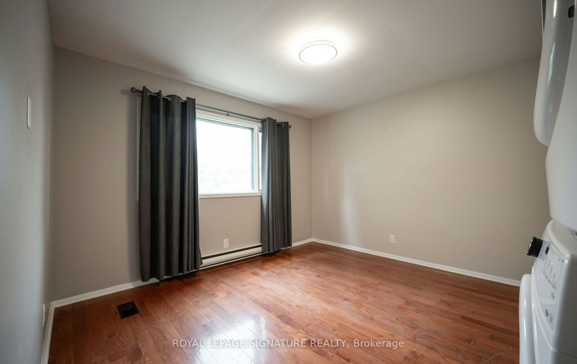 16 Eleanor (Upper Level) Court, Guelph, ON, N1E 1S8 - 25