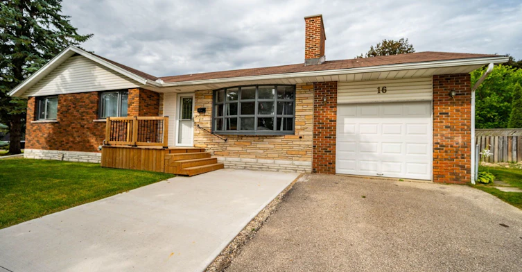 16 Eleanor (Upper Level) Court, Guelph, ON, N1E 1S8 - 6