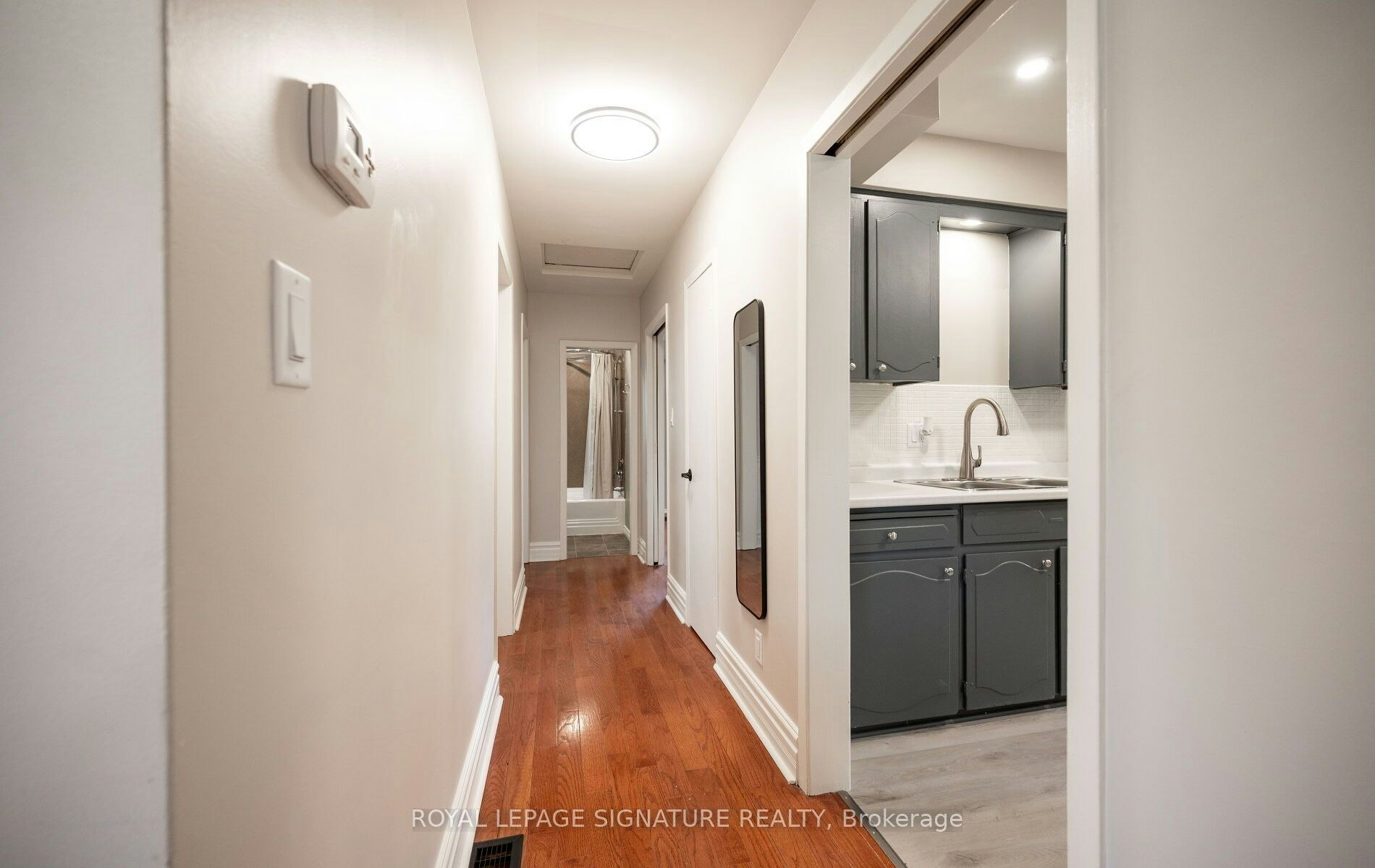 16 Eleanor (Upper Level) Court, Guelph, ON, N1E 1S8 - 24