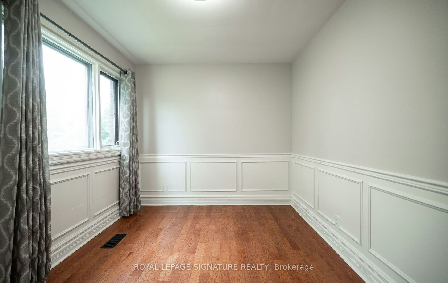 16 Eleanor (Upper Level) Court, Guelph, ON, N1E 1S8 - 34