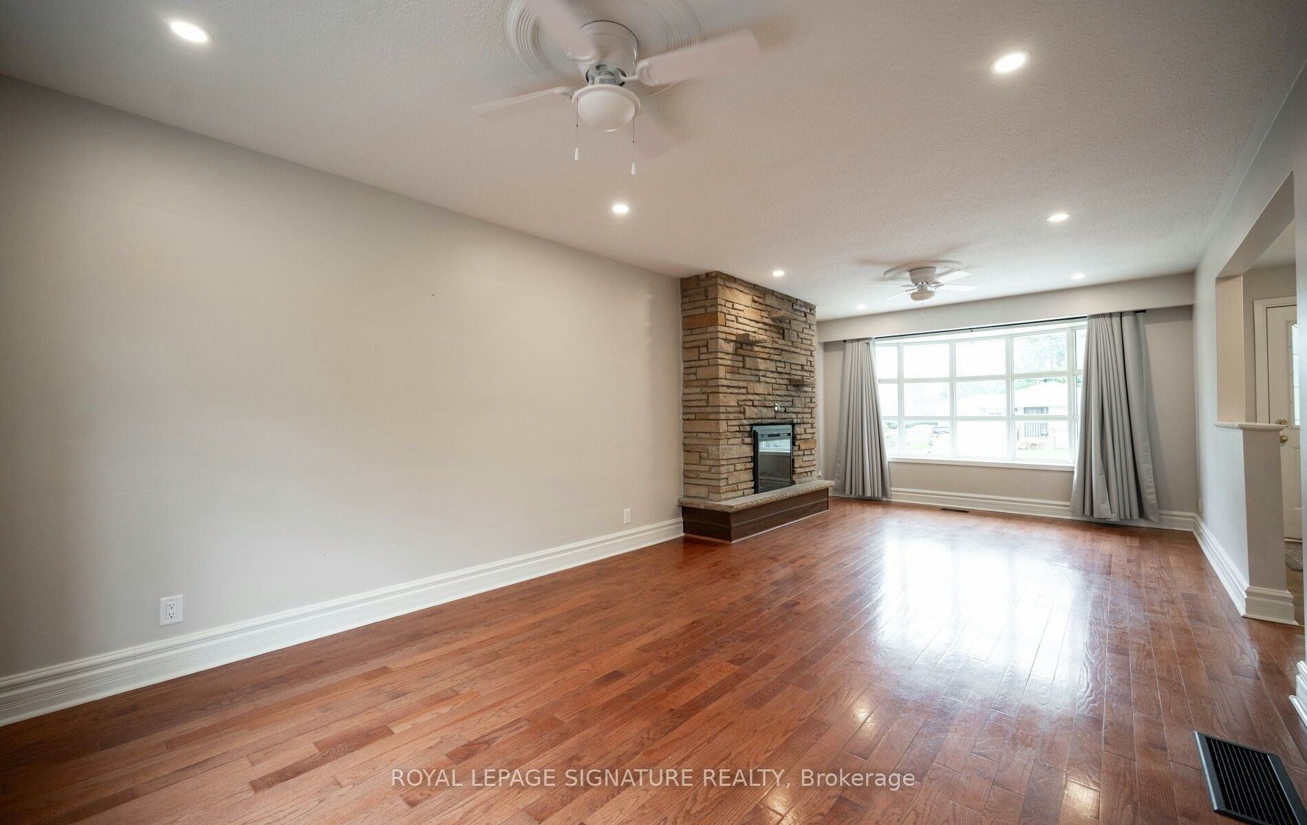 16 Eleanor (Upper Level) Court, Guelph, ON, N1E 1S8 - 10