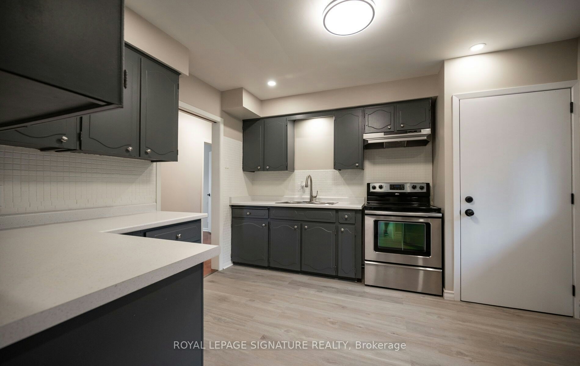 16 Eleanor (Upper Level) Court, Guelph, ON, N1E 1S8 - 19