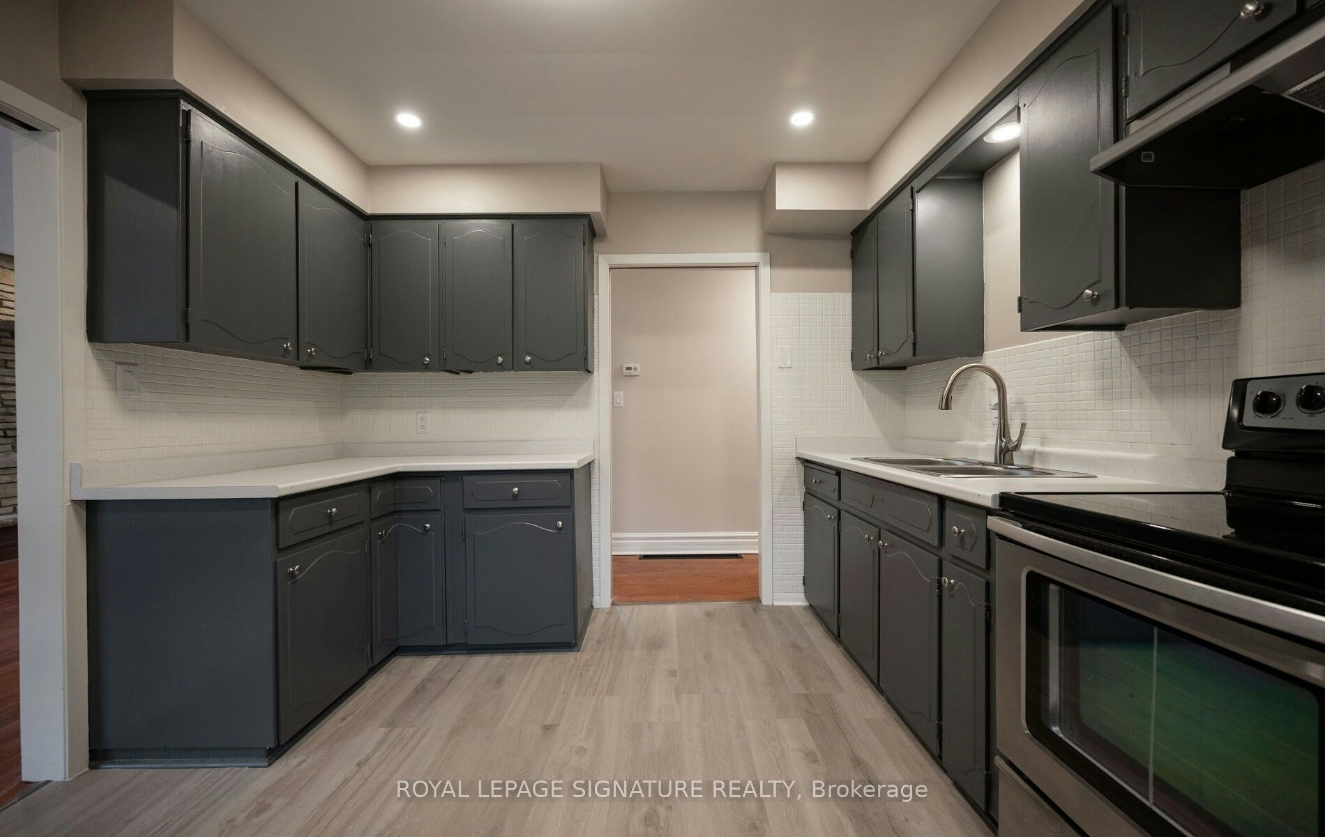 16 Eleanor (Upper Level) Court, Guelph, ON, N1E 1S8 - 22