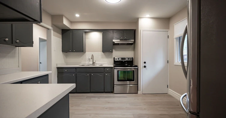 16 Eleanor (Upper Level) Court, Guelph, ON, N1E 1S8 - 18