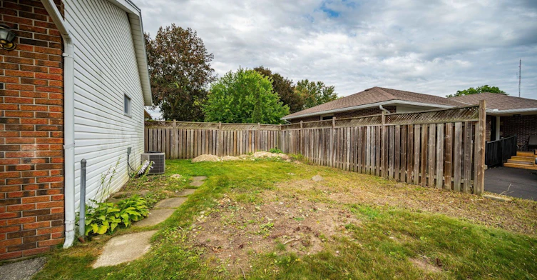 16 Eleanor (Lower Level) Court, Guelph, ON, N1E 1S8 - 27