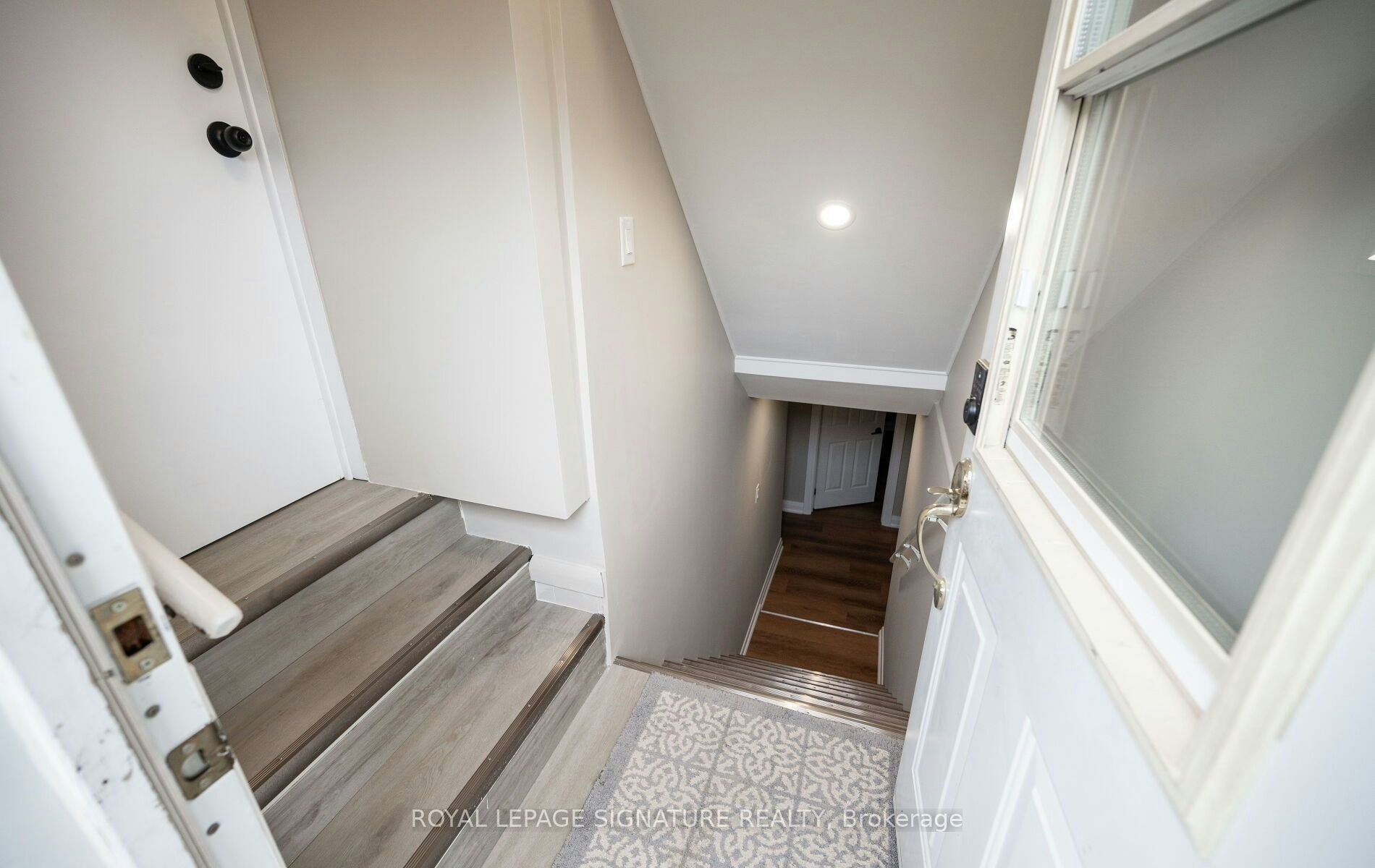 16 Eleanor (Lower Level) Court, Guelph, ON, N1E 1S8 - 2