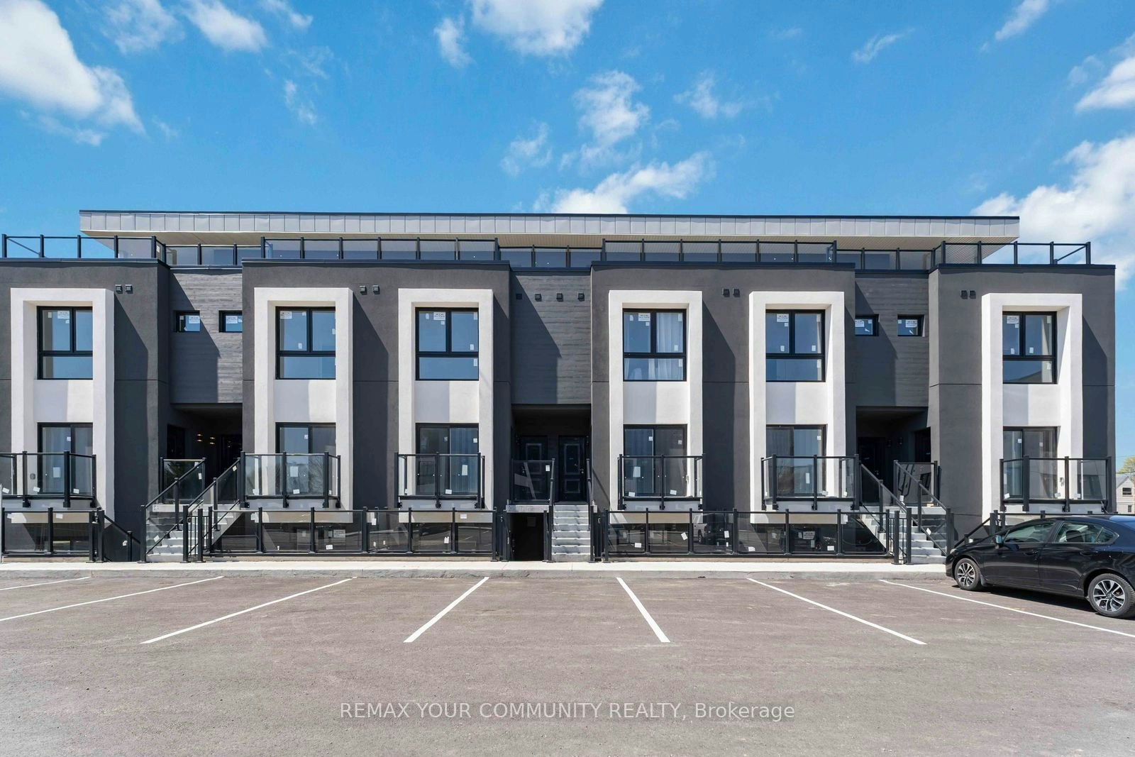 315-6638 Mcleod Road, Niagara Falls, ON, L2G 3G5