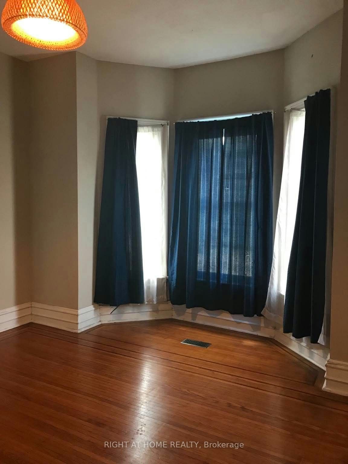 57 Locke Street S, Hamilton, ON, L8P 4A2 - 13