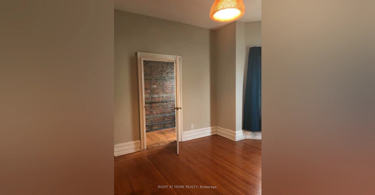 57 Locke Street S, Hamilton, ON, L8P 4A2 - 11