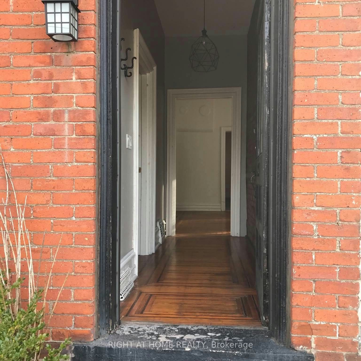 57 Locke Street S, Hamilton, ON, L8P 4A2 - 2