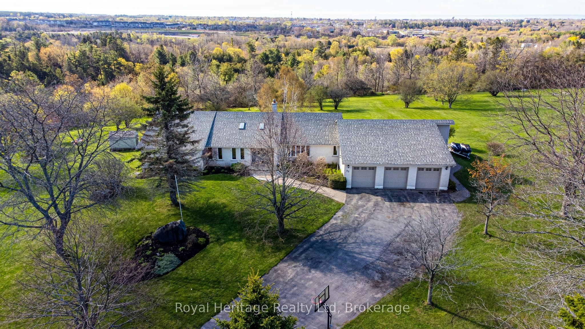 37 Forest Hill Drive, Hamilton Township, ON, K9A 0W3