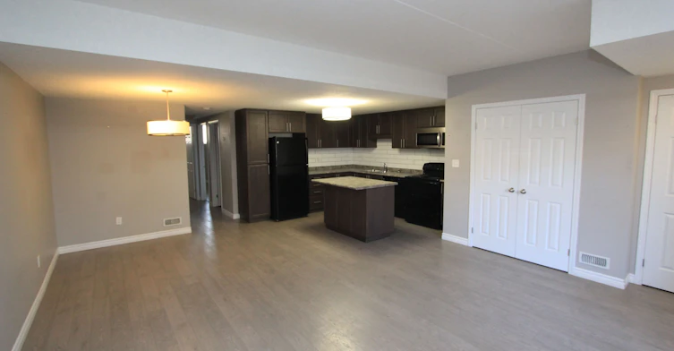 G-243 Rachel Crescent, Kitchener, ON, N2R 0E2 - 3