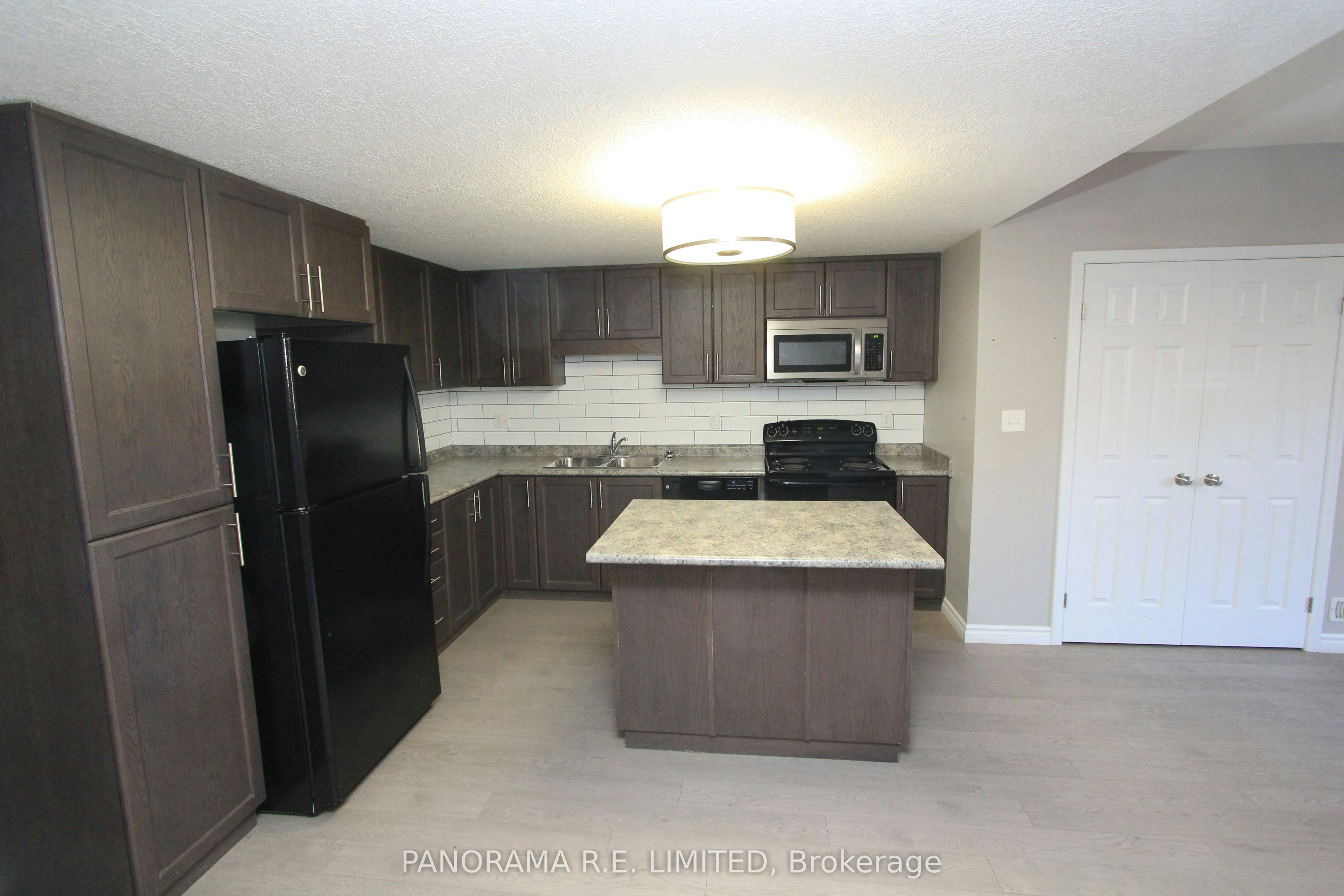 G-243 Rachel Crescent, Kitchener, ON, N2R 0E2 - 4