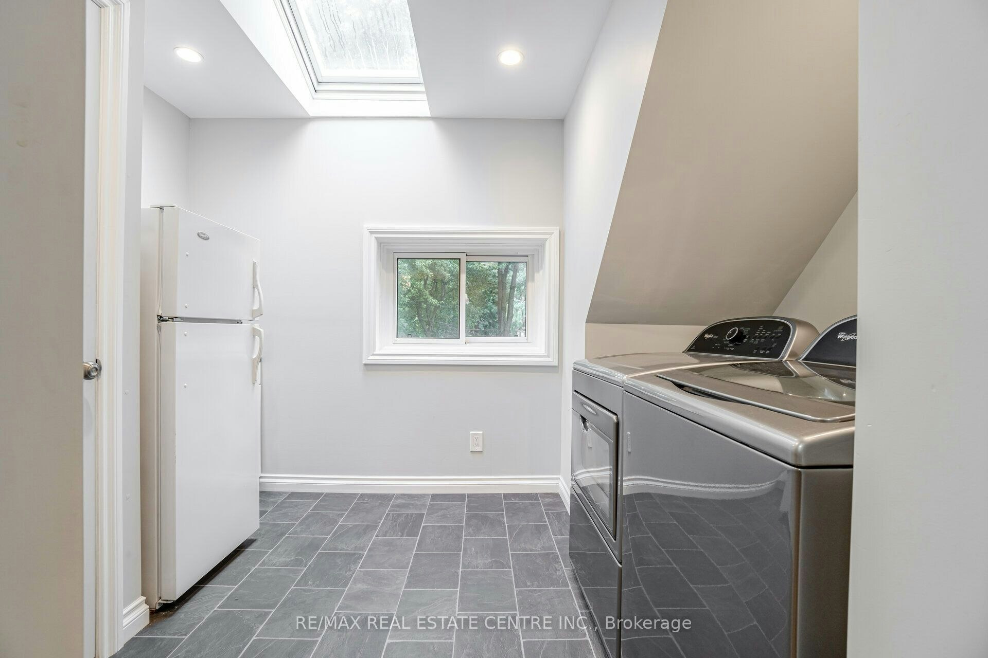 Lower-267 Aberdeen Avenue, Hamilton, ON, L8P 2R2 - 26
