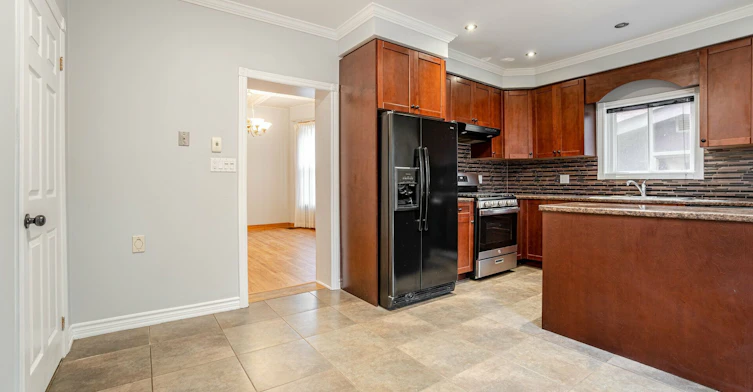 Lower-267 Aberdeen Avenue, Hamilton, ON, L8P 2R2 - 17