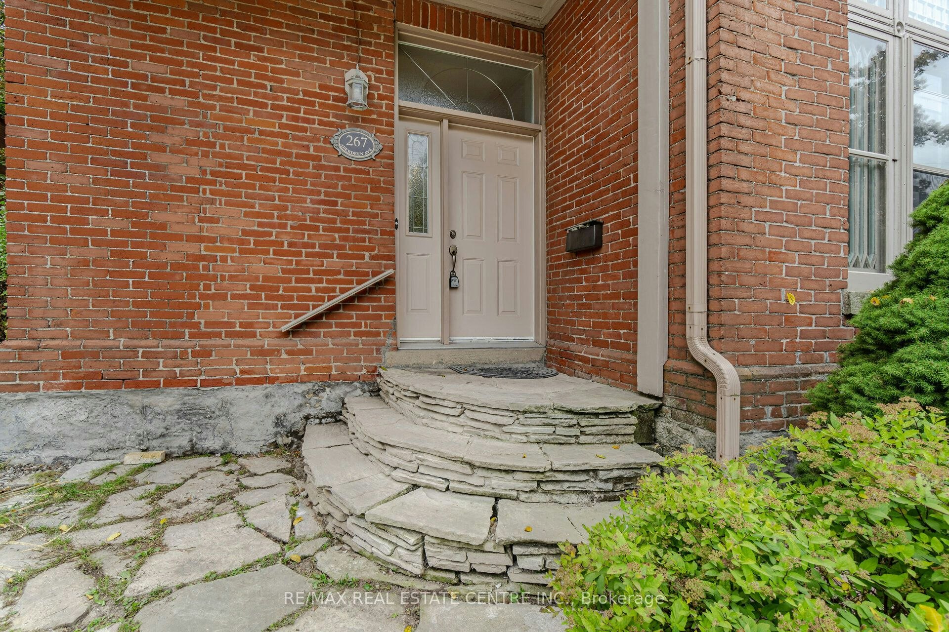 Lower-267 Aberdeen Avenue, Hamilton, ON, L8P 2R2 - 4