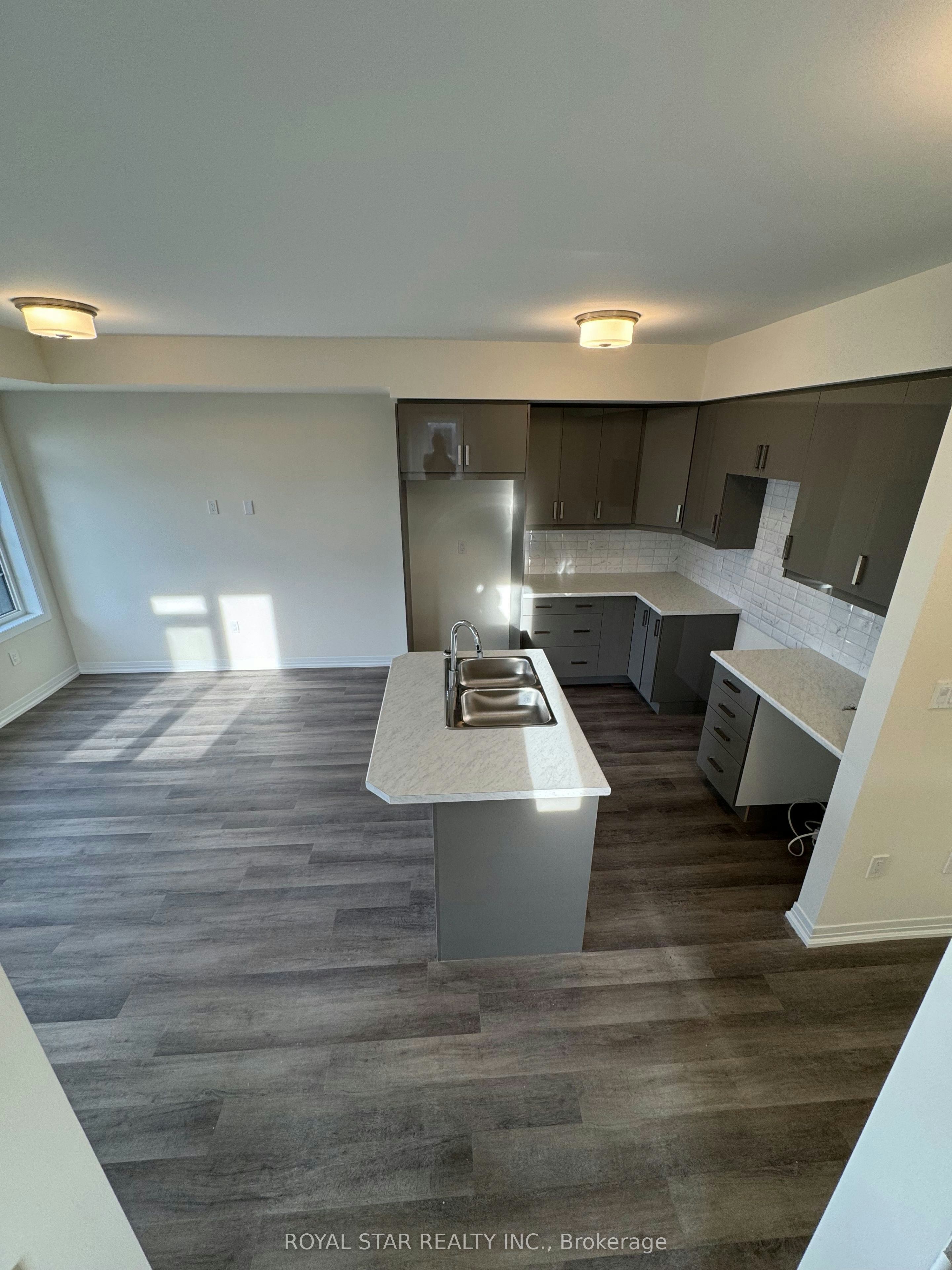 660 Colborne Street, Brantford, ON, N3T 0Y7 - 16